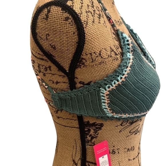 Boho Crochet Bikini Top Tie Back Festival NWT Size M - Picture 3 of 6